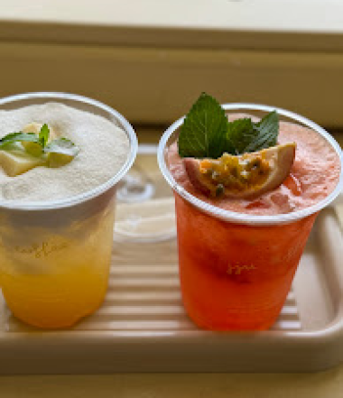 Pomegranate peach tea